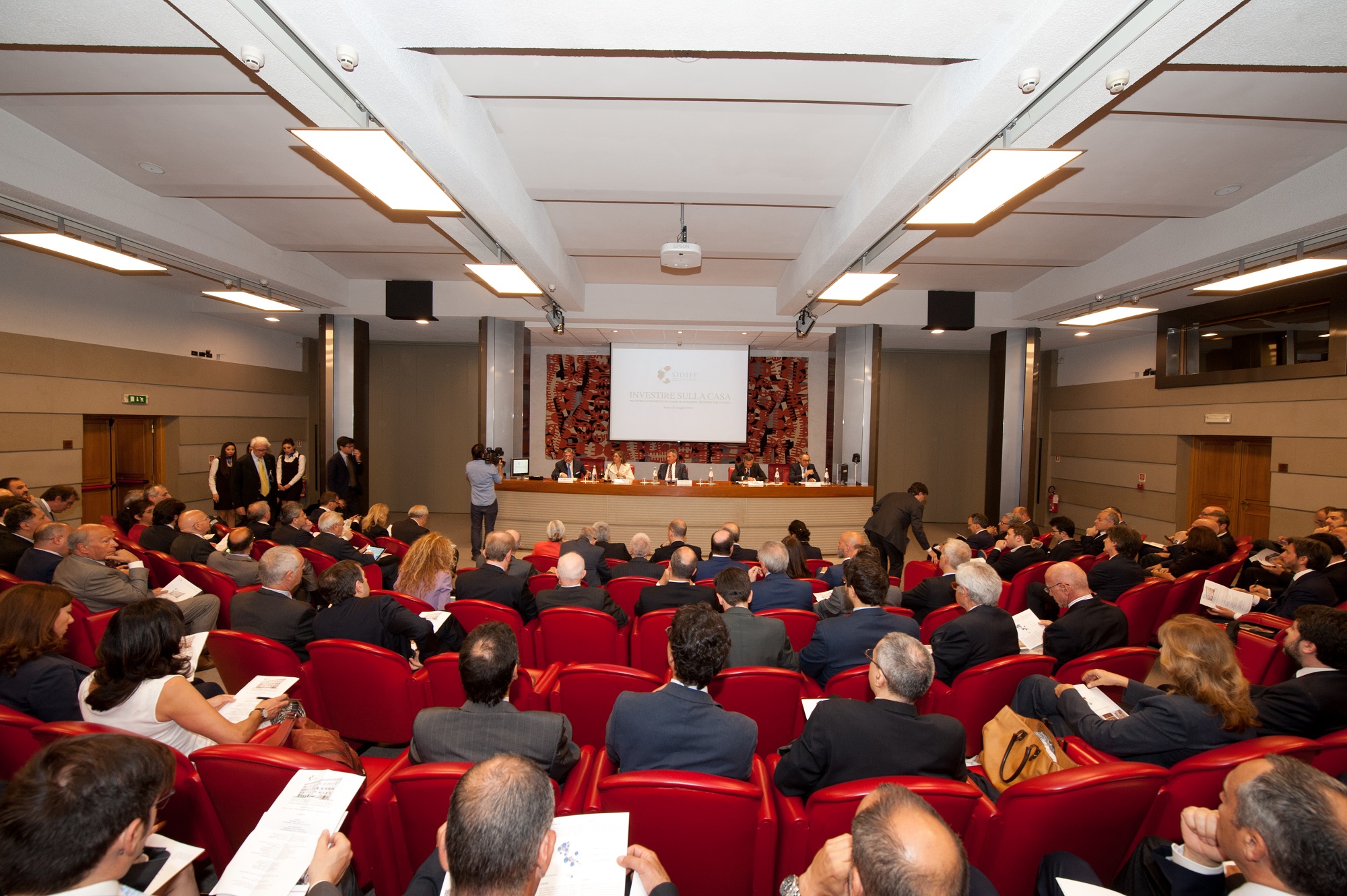 CONVEGNO INVESTIRE SULLA CASA